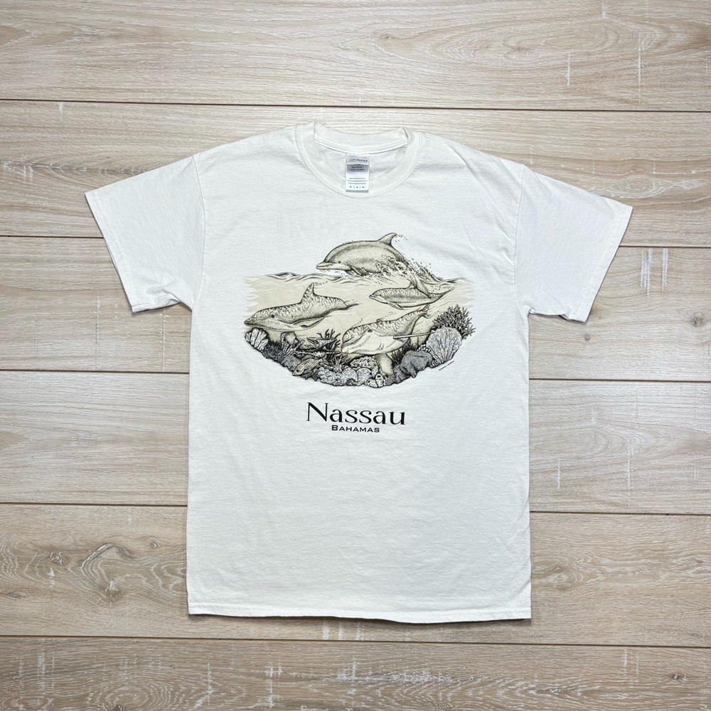 Y2K Nassau Bahamas Dolphin tee | Size M
